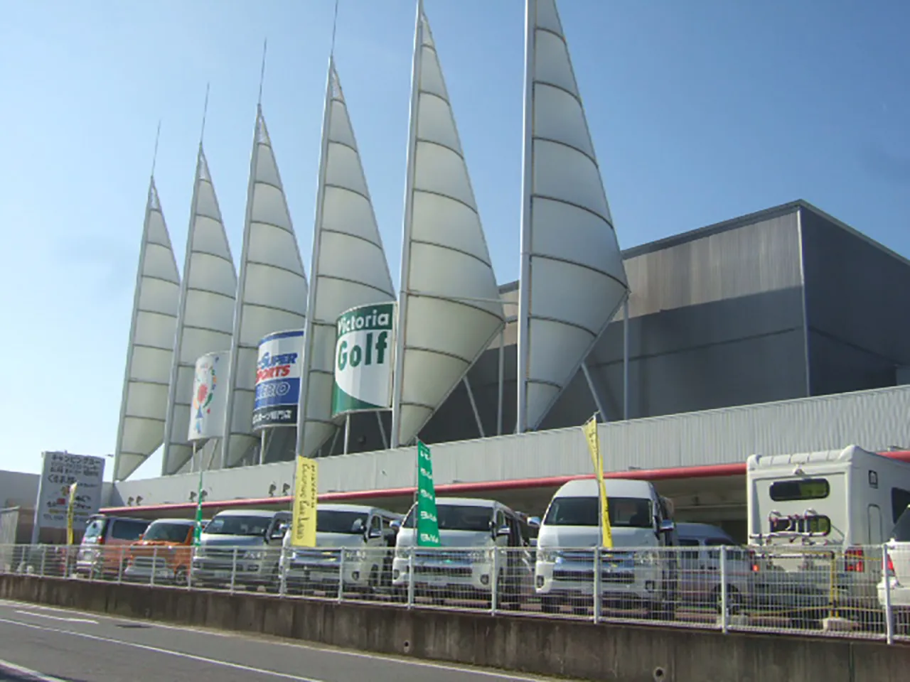 岐阜店 キャンピングカーランド岐阜