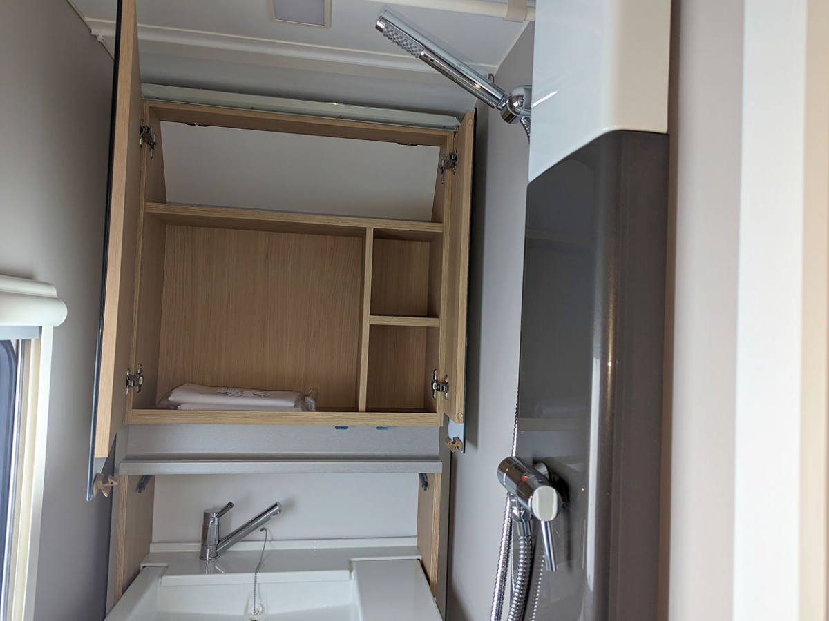ADRIA ADORA 472 UP ADORA 472 UPの画像