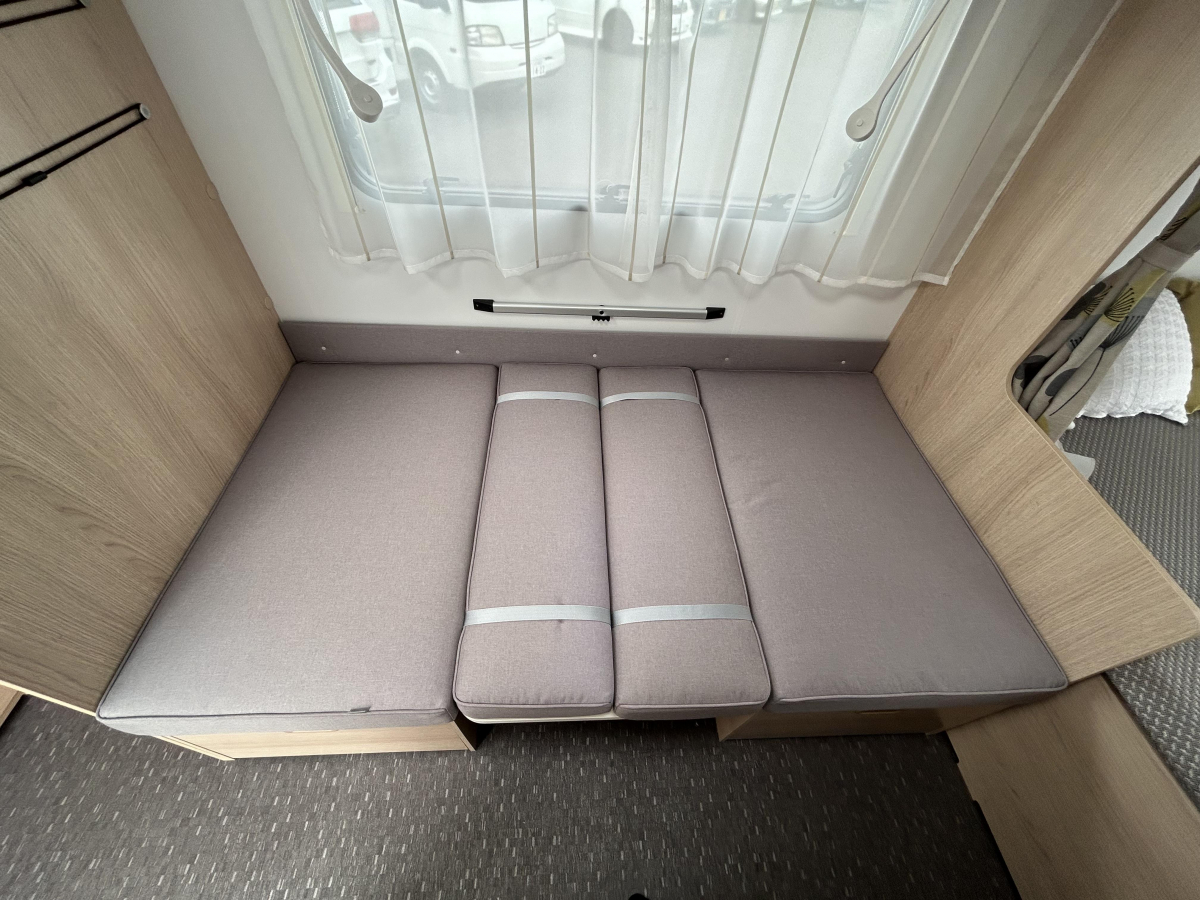 ADRIA AVIVA 442 PH ちょうどいいサイズに充実した室内!充実した室内装備がたくさん付いています!の画像