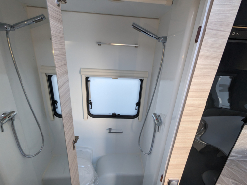ADRIA ALTEA 502 UL 欧州でも非常に人気の高いベストセラー・ミドルクラスモデルの他画像5枚目