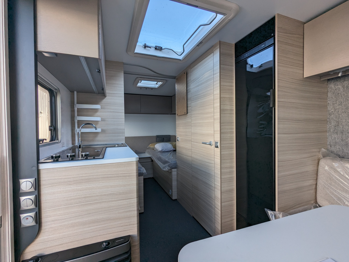 ADRIA ALTEA 502 UL 欧州でも非常に人気の高いベストセラー・ミドルクラスモデルの画像