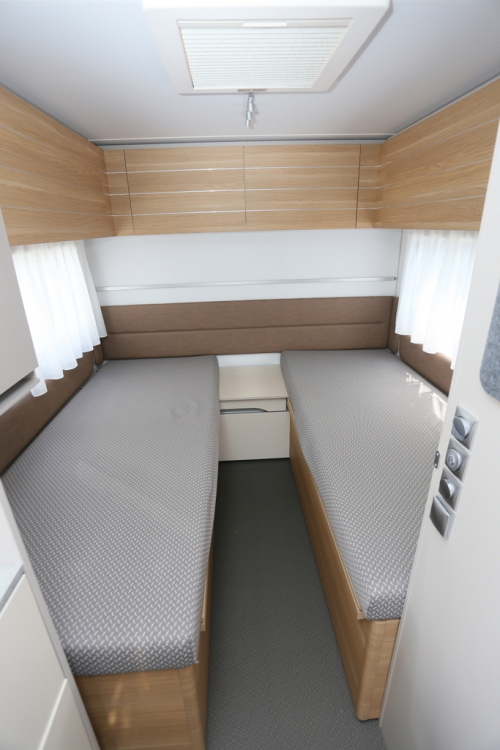 ADRIA ADORA 542 UL 新古車　ADORA 542 ULの他画像5枚目
