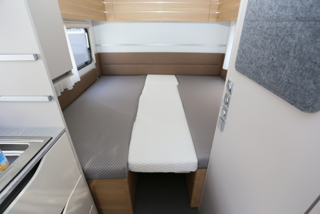 ADRIA ADORA 542 UL 新古車　ADORA 542 ULの画像