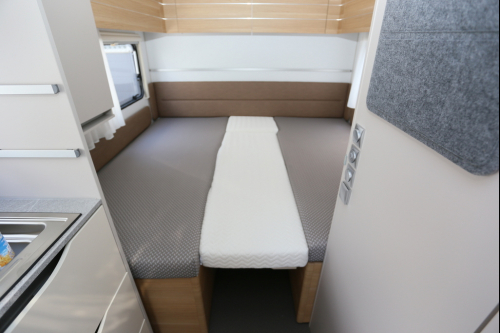 ADRIA ADORA 542 UL 新古車　ADORA 542 ULの他画像4枚目