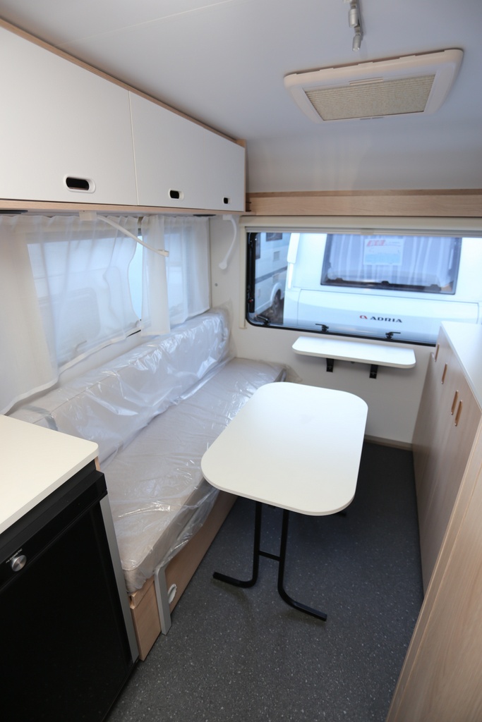 ADRIA AVIVA 422 PY AVIVA 422 PYの画像