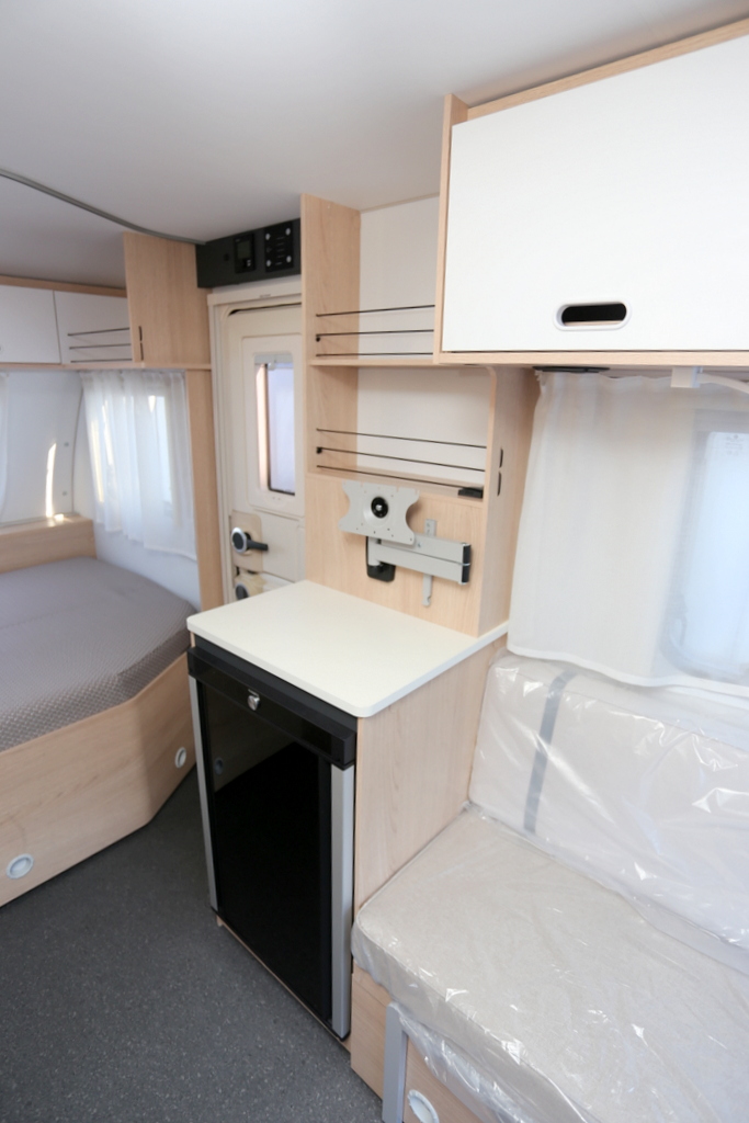 ADRIA AVIVA 422 PY AVIVA 422 PYの画像