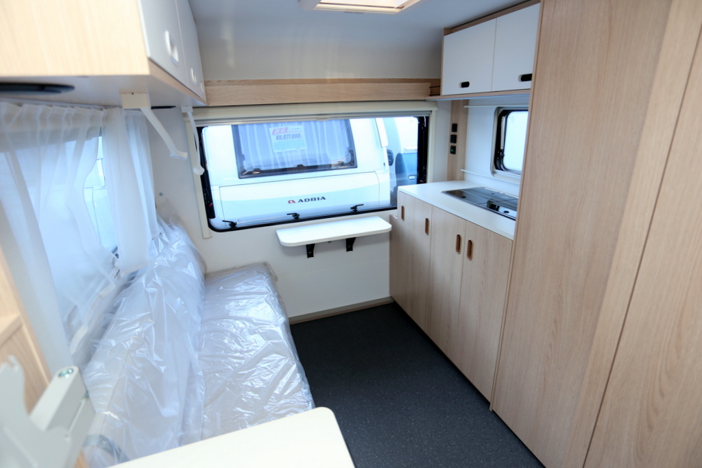 ADRIA AVIVA 422 PY AVIVA 422 PYの画像