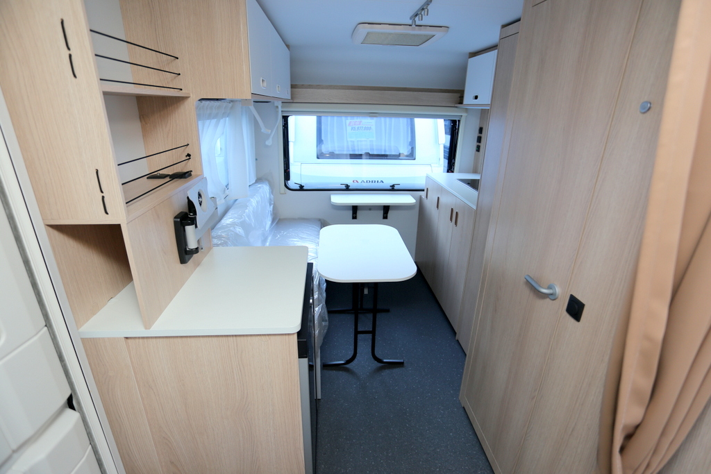 ADRIA AVIVA 422 PY AVIVA 422 PYの画像