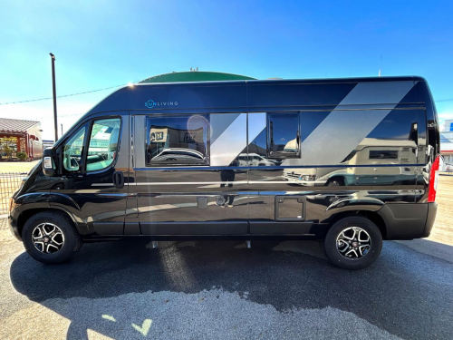 ADRIA SUN LIVING V 60SP FAMILY フィアットデュカトをベースにしたファミリー向けのモデルの他画像1枚目