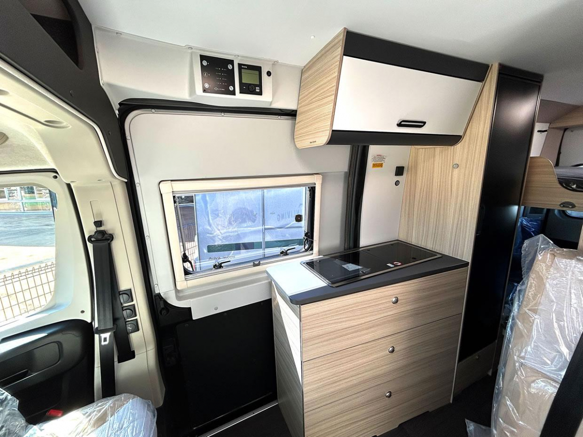 ADRIA SUN LIVING V 60SP FAMILY フィアットデュカトをベースにしたファミリー向けのモデルの画像
