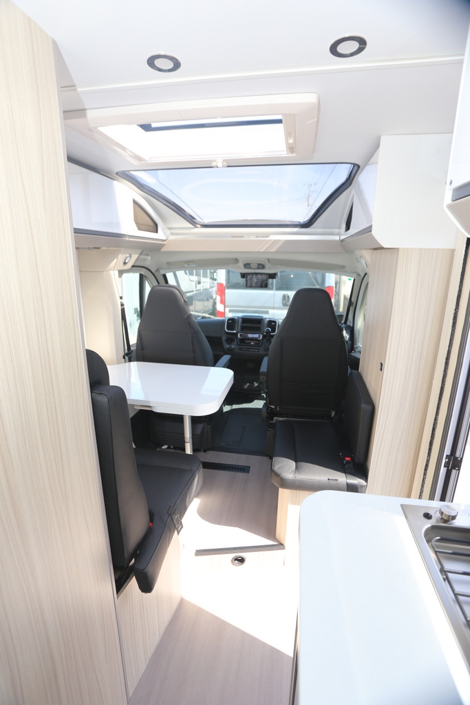 ADRIA COMPACT SUPREME SL ADRIA COMPACT SUPREME SLの画像