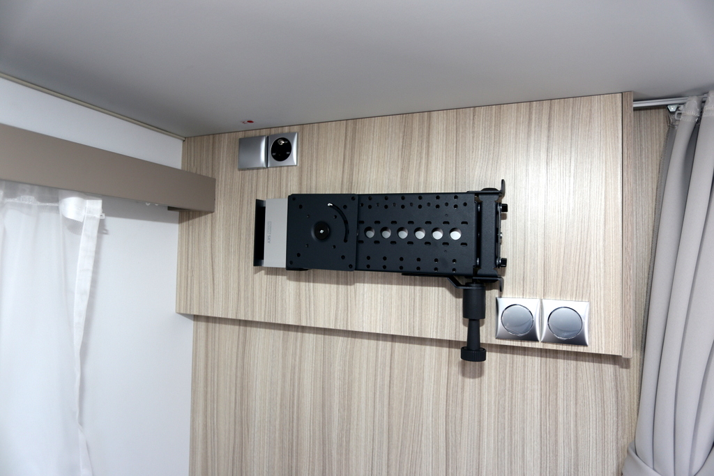 ADRIA COMPACT SUPREME SL ADRIA COMPACT SUPREME SLの画像