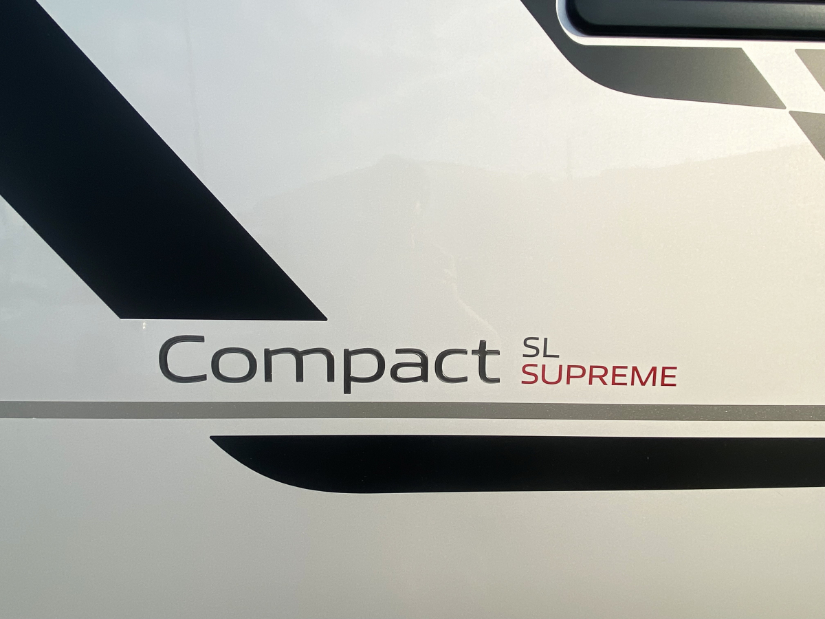 ADRIA COMPACT SUPREME SL スリムを極めた、動く高級ホテル。の画像