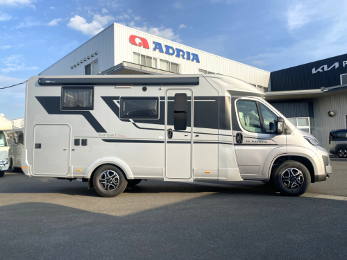 ADRIA COMPACT SUPREME SL スリムを極めた、動く高級ホテル。の他画像6枚目