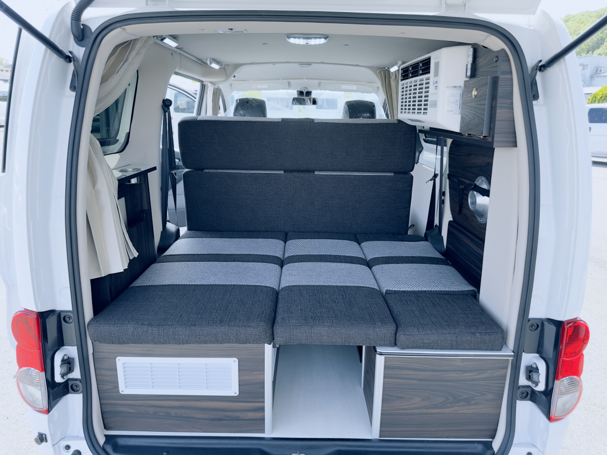 キャンピングカー広島 POP.COM Jr Camper-R coolpack 軽キャンパーの枠を超えた実用性と、夏場の快適性を追求したエポックメイキングな一台です。の画像
