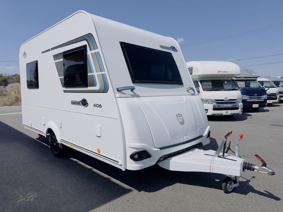 インディアナRV エメロード 406 VIP2.0 欧州の伝統的な作りと、日本の最新電装技術が融合した牽引免許不要モデル!の画像