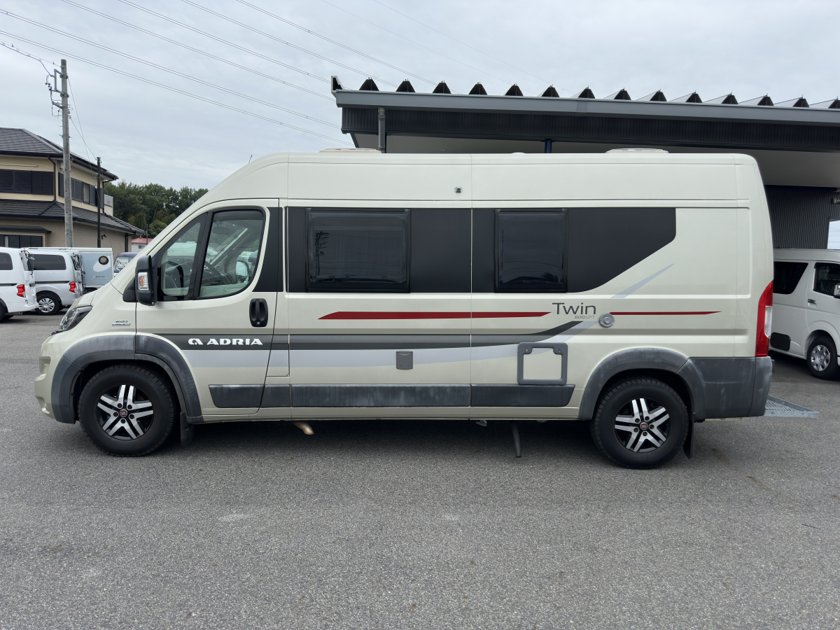 ADRIA TWIN SPORTS 600 SPT フィアット デュカトベース、「洗練された欧州デザイン」が融合したプレミアム・スポーツバン!の画像