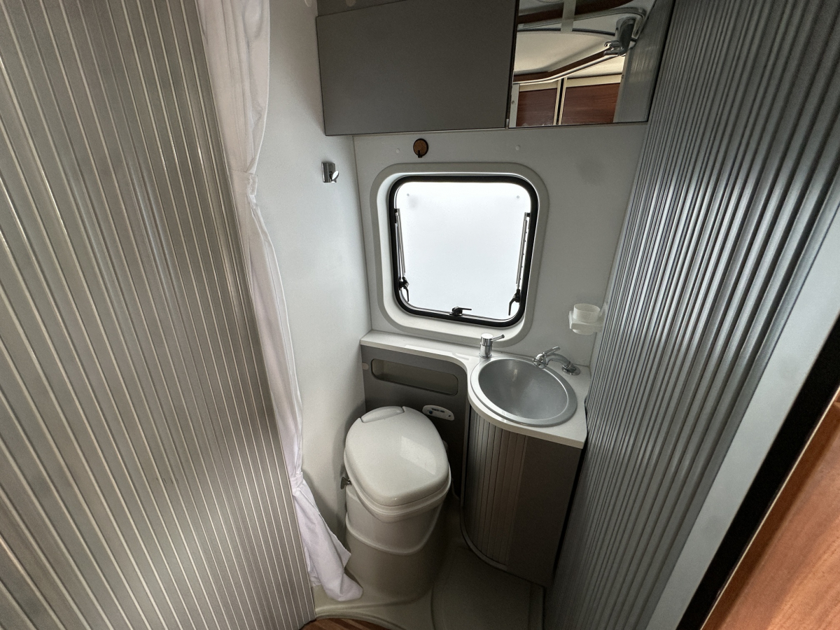 ADRIA TWIN SPORTS 600 SPT フィアット デュカトベース、「洗練された欧州デザイン」が融合したプレミアム・スポーツバン!の画像