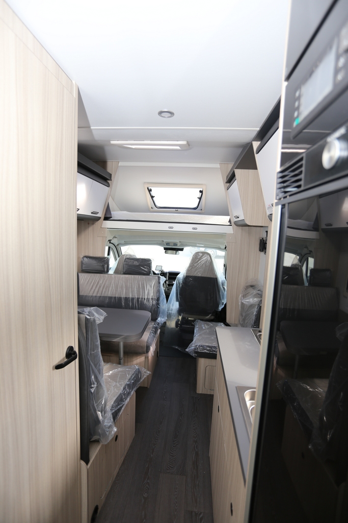 ADRIA SUN LIVING A 75DP SUNLIVING　A75DPの画像