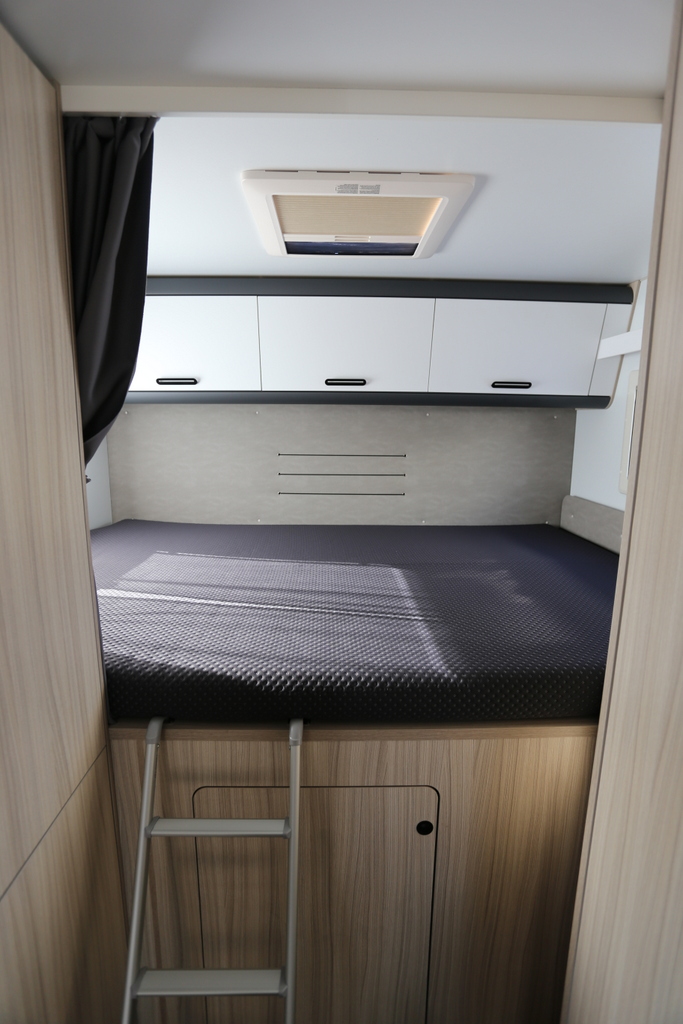 ADRIA SUN LIVING A 75DP SUNLIVING　A75DPの画像
