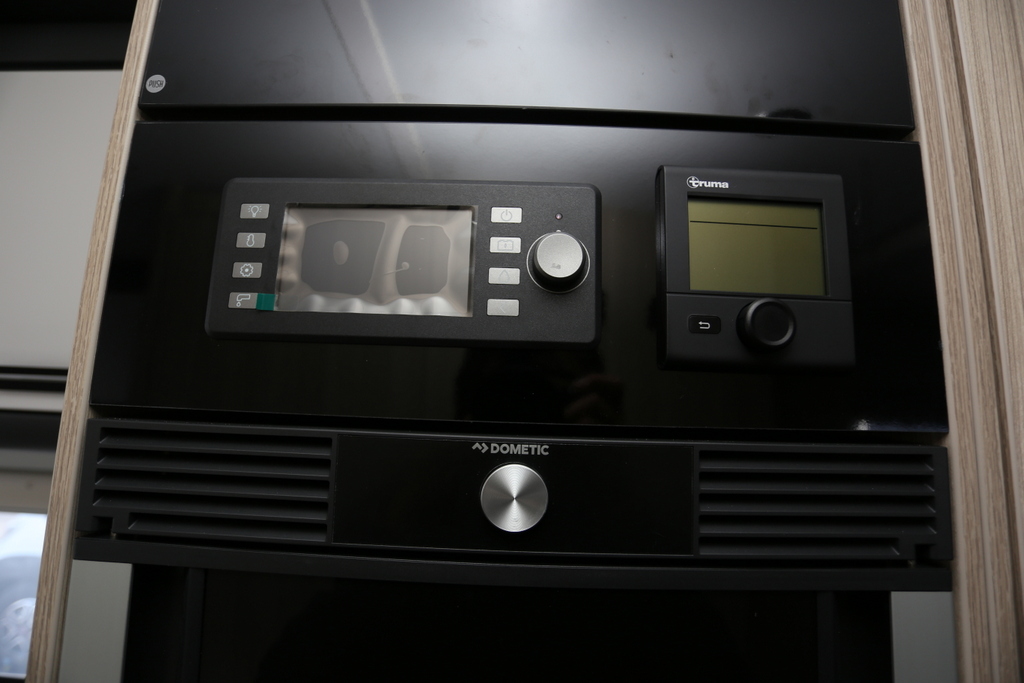 ADRIA SUN LIVING A 75DP SUNLIVING　A75DPの画像