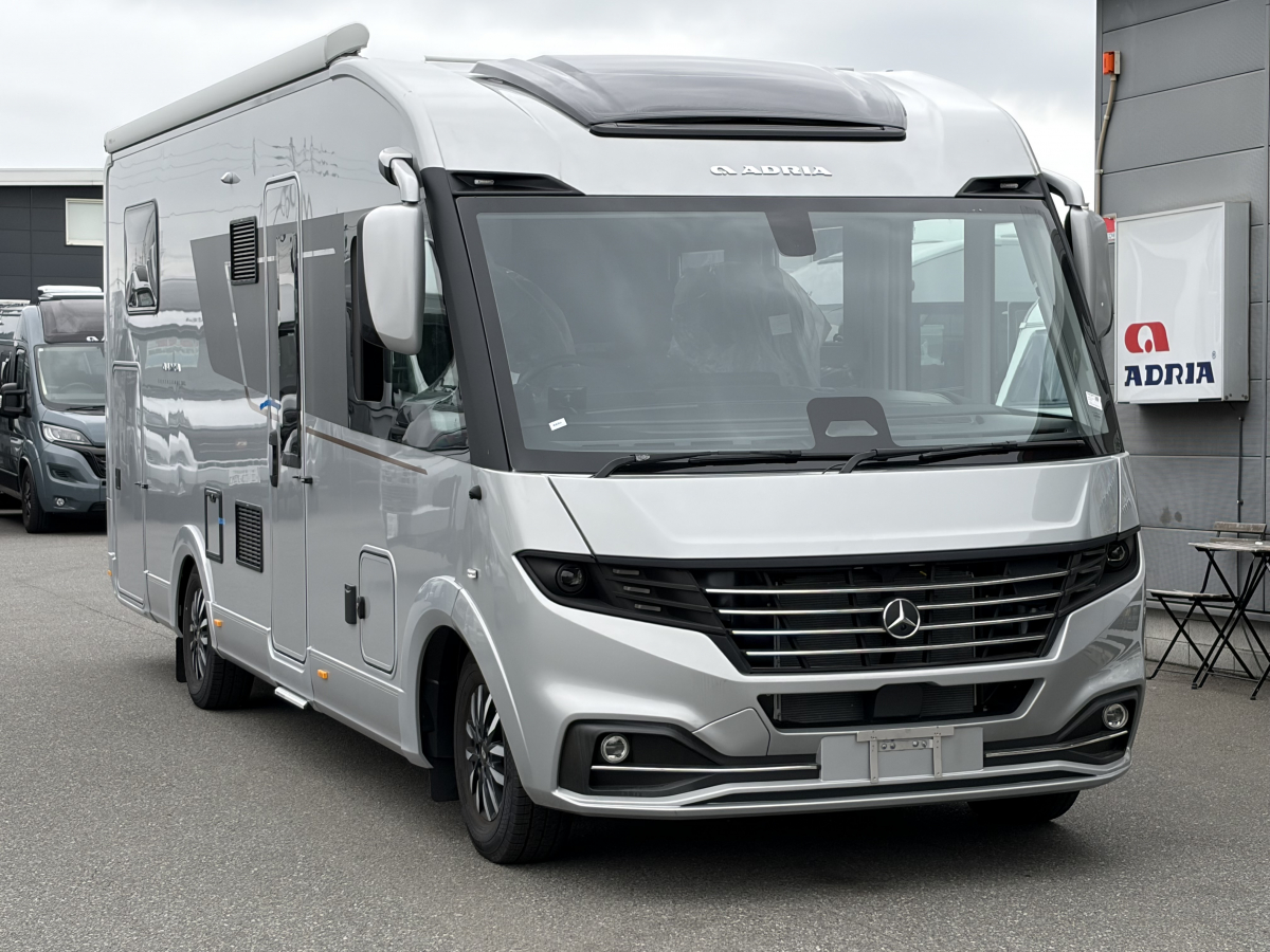 ADRIA SUPERSONIC 780 SL ADRIA SUPERSONIC 780 SLの画像