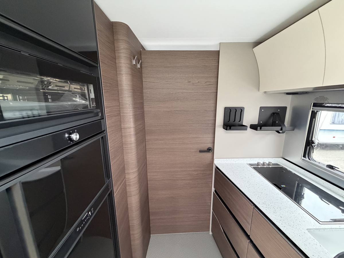 ADRIA SUPERSONIC 780 SL ADRIA SUPERSONIC 780 SLの画像