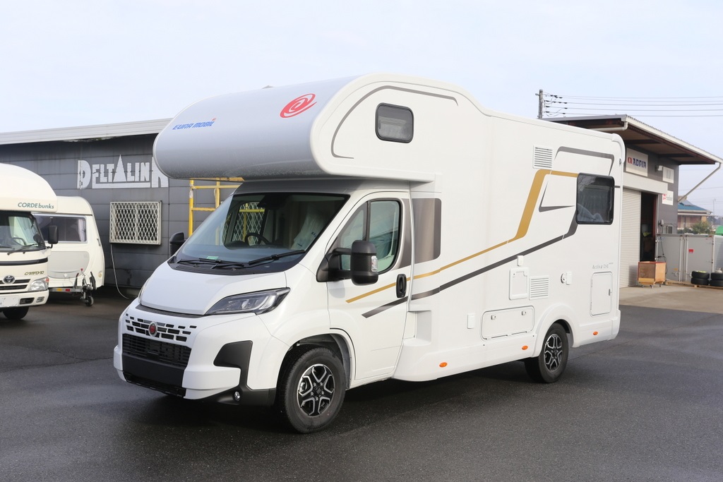 EURA MOBIL Activa One 650 HS(fiat) 家族にもアクティブ派にも「おすすめの一台」となるキャブコン Activa One 650 HSの画像