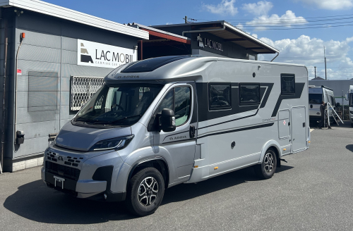 ADRIA COMPACT SUPREME DL コンパクトなサイズでありながら広々とした居住空間、スタイル、実用性、快適性を兼ね備えた、1年中使えるモーターホームです。