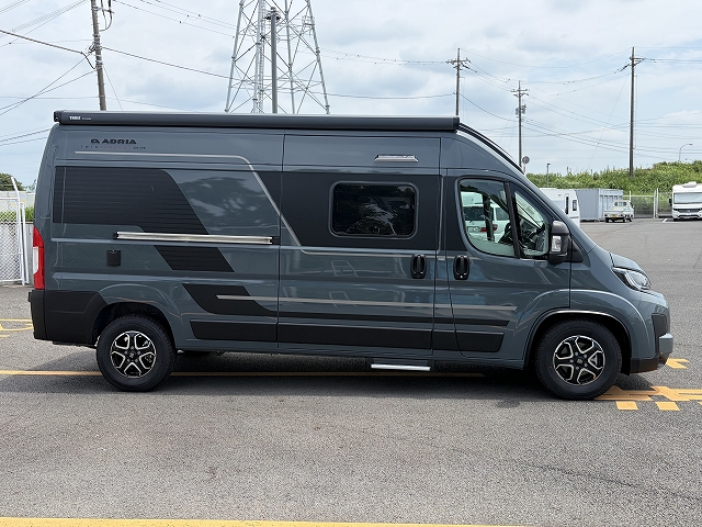 ADRIA TWIN SUPREME 600 SPB TWIN  600 SPBの画像