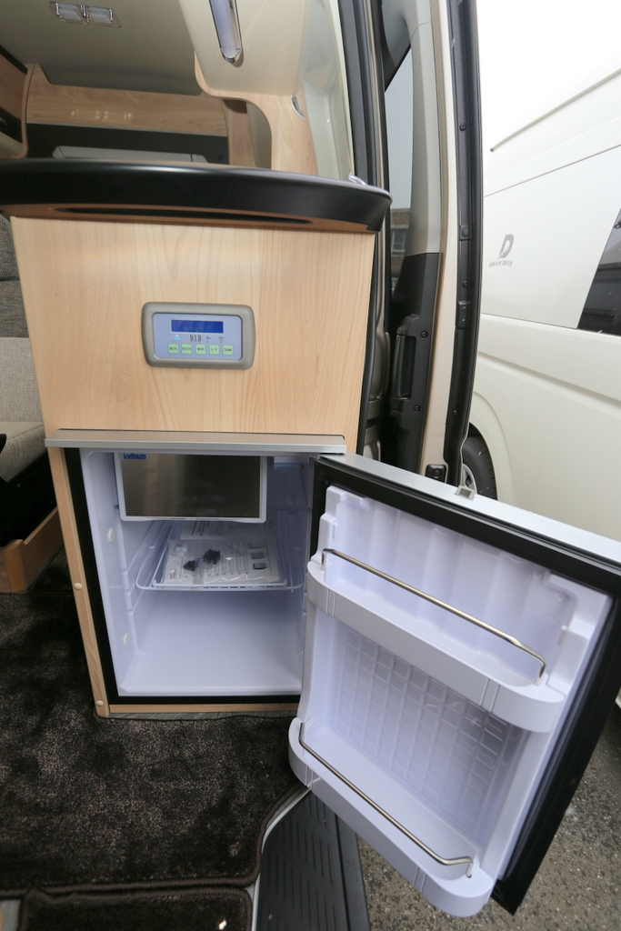 D.V.D ダーウィン Q3 早い者勝ち!!展示車 販売いたします!!の画像