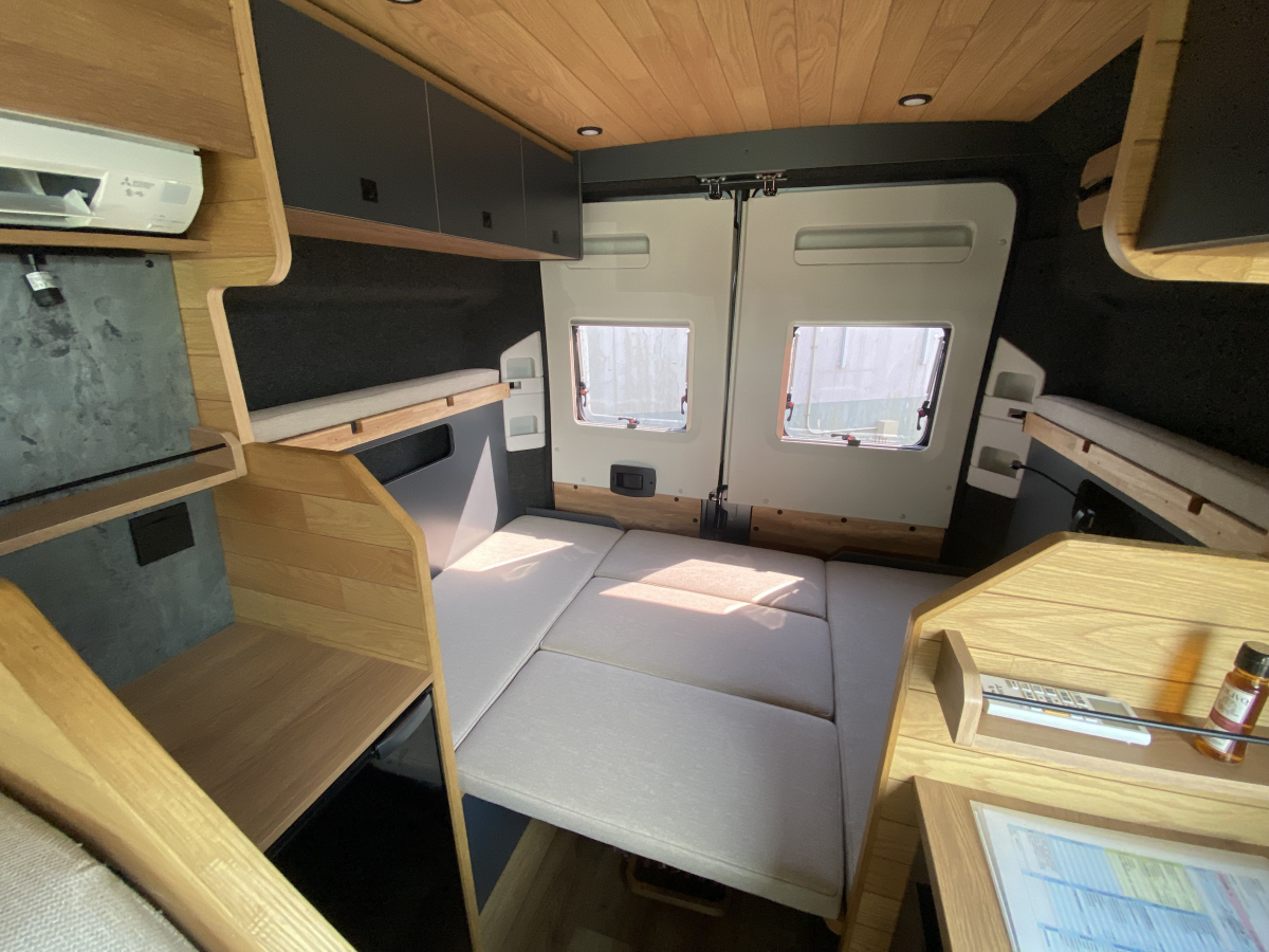 THIRD SPACE BREATH 54DD 2人旅でも家族でも使いやすいキャンピングカー!の画像
