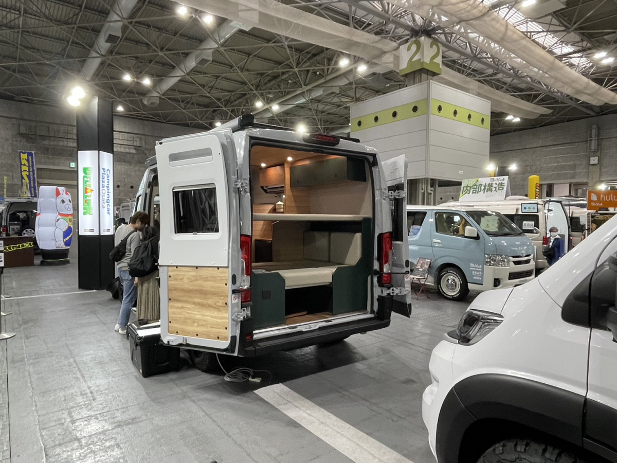 THIRD SPACE BREATH 54DD 2人旅でも家族でも使いやすいキャンピングカー!の画像
