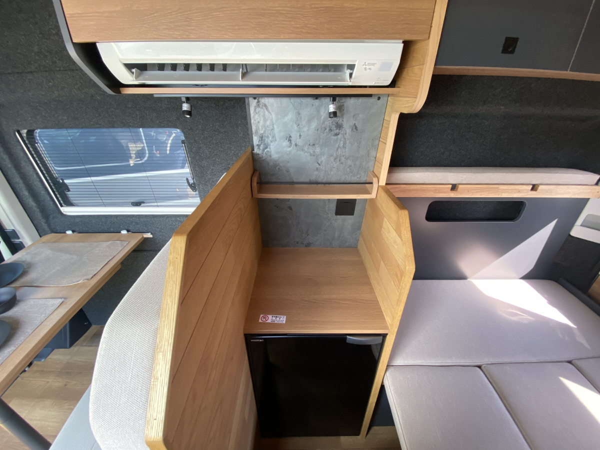 THIRD SPACE BREATH 54DD 2人旅でも家族でも使いやすいキャンピングカー!の画像