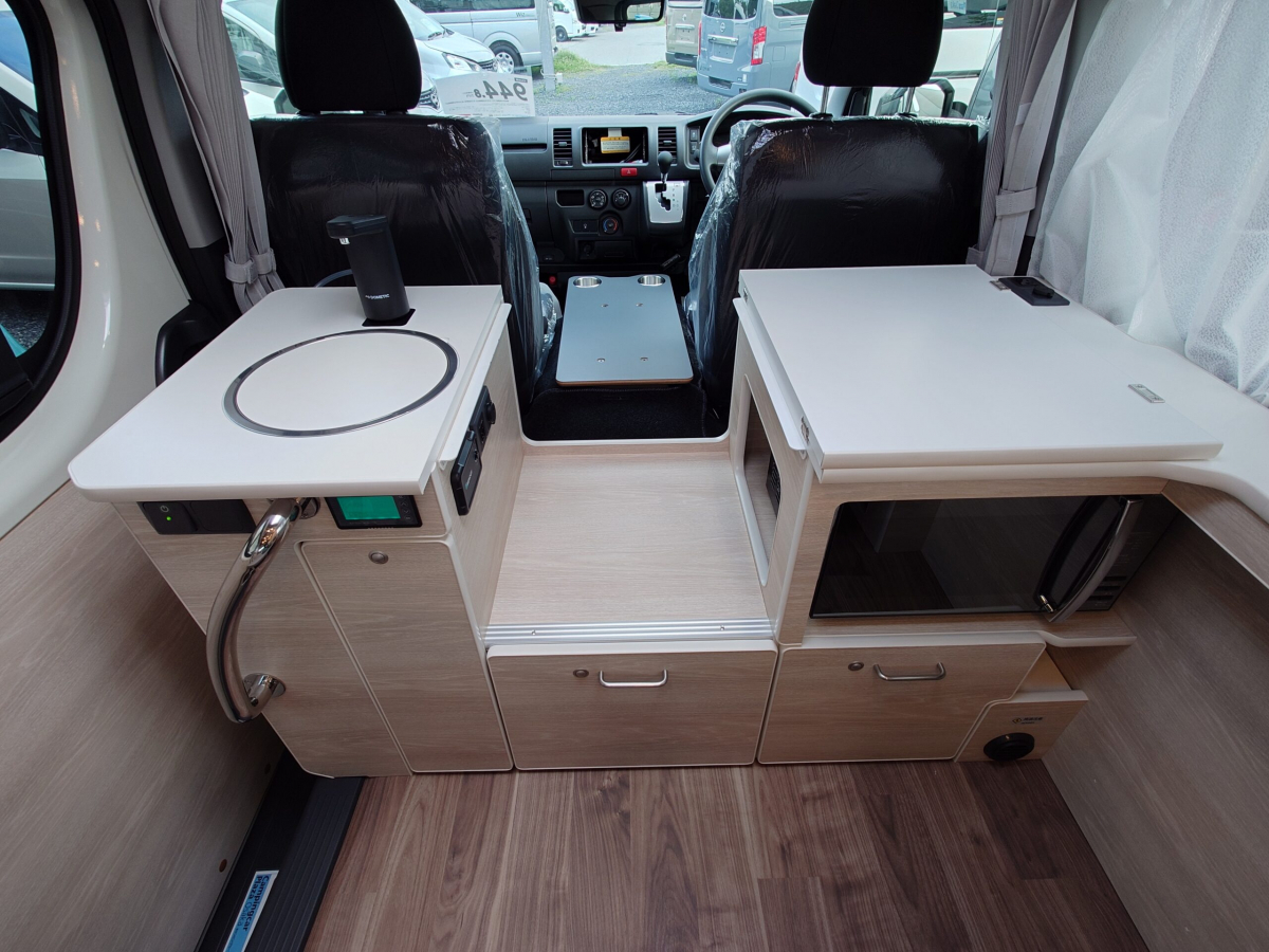 アネックス Wiz ウォークスルー HAC+ ホームエアコンプラス　4WD-D　雨の日も安心!ウォークスルー仕様の画像