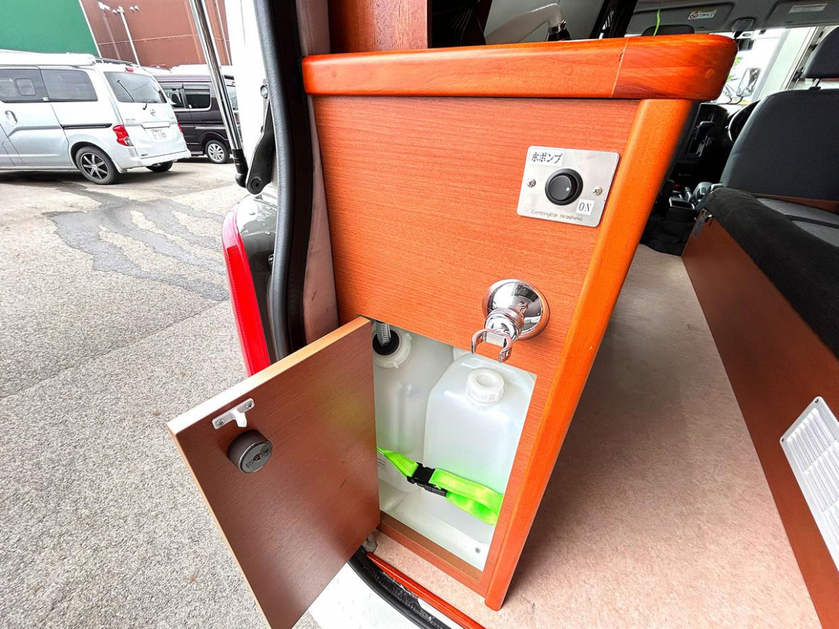 キャンピングカー広島 ピコ  ミニバンよりも小さいコンパクトサイズを追求したバンコンの画像