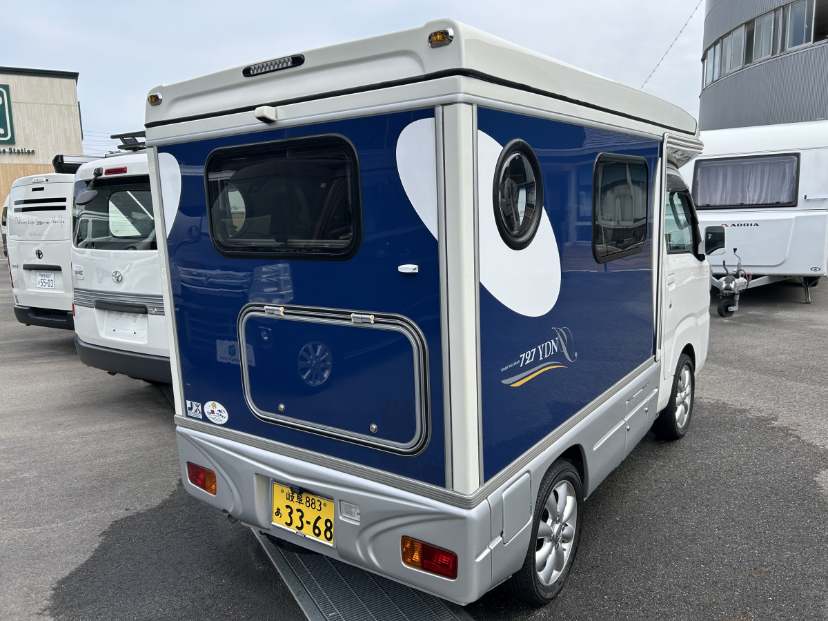 インディアナRV インディ727  軽キャンパーの枠を超えた本格派アルミボディ・キャブコンの画像