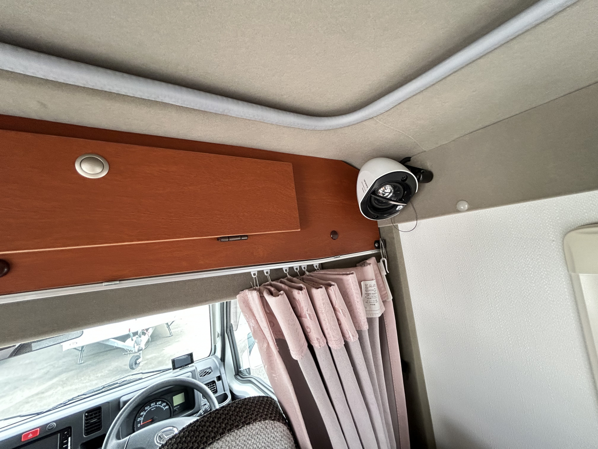 インディアナRV インディ727  軽キャンパーの枠を超えた本格派アルミボディ・キャブコンの画像