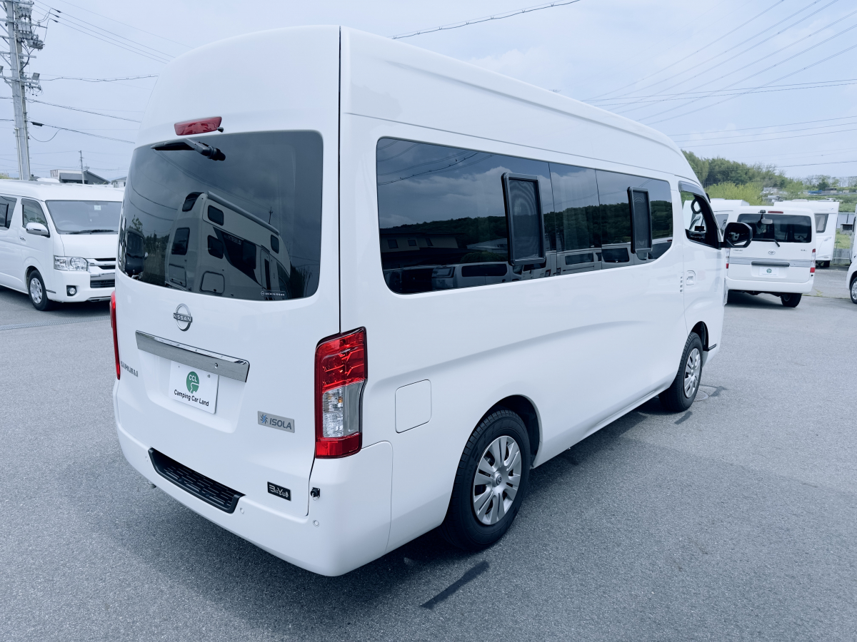 レクビィ イゾラ ナロー 日産キャラバンの標準幅(ナロー)・スーパーロングをベースにした、「シャワールーム完備×機動力」を極めたハイエンドバンコン!の画像