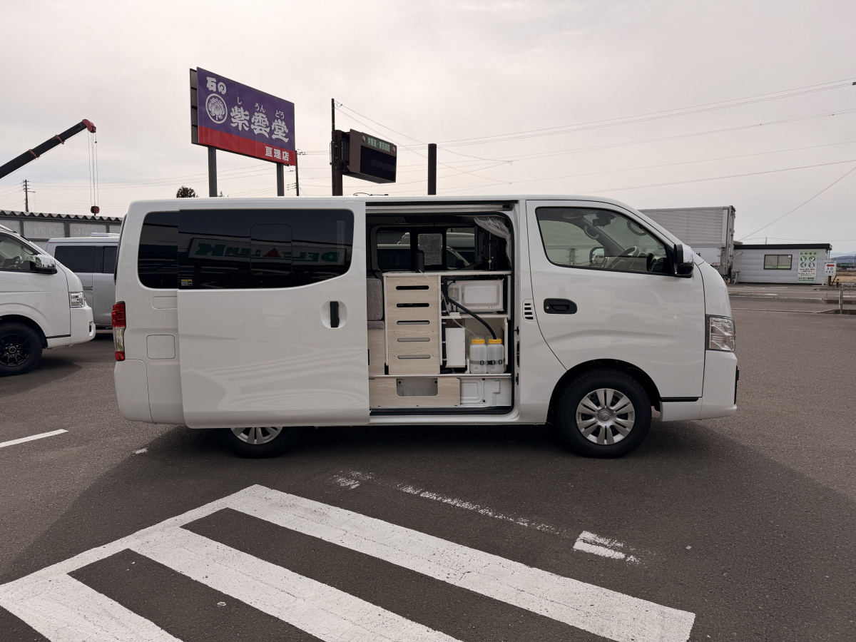 アネックス Arte3 EXCP+2 4WD 街乗りも旅もこなすキャンピングカー入庫!の画像
