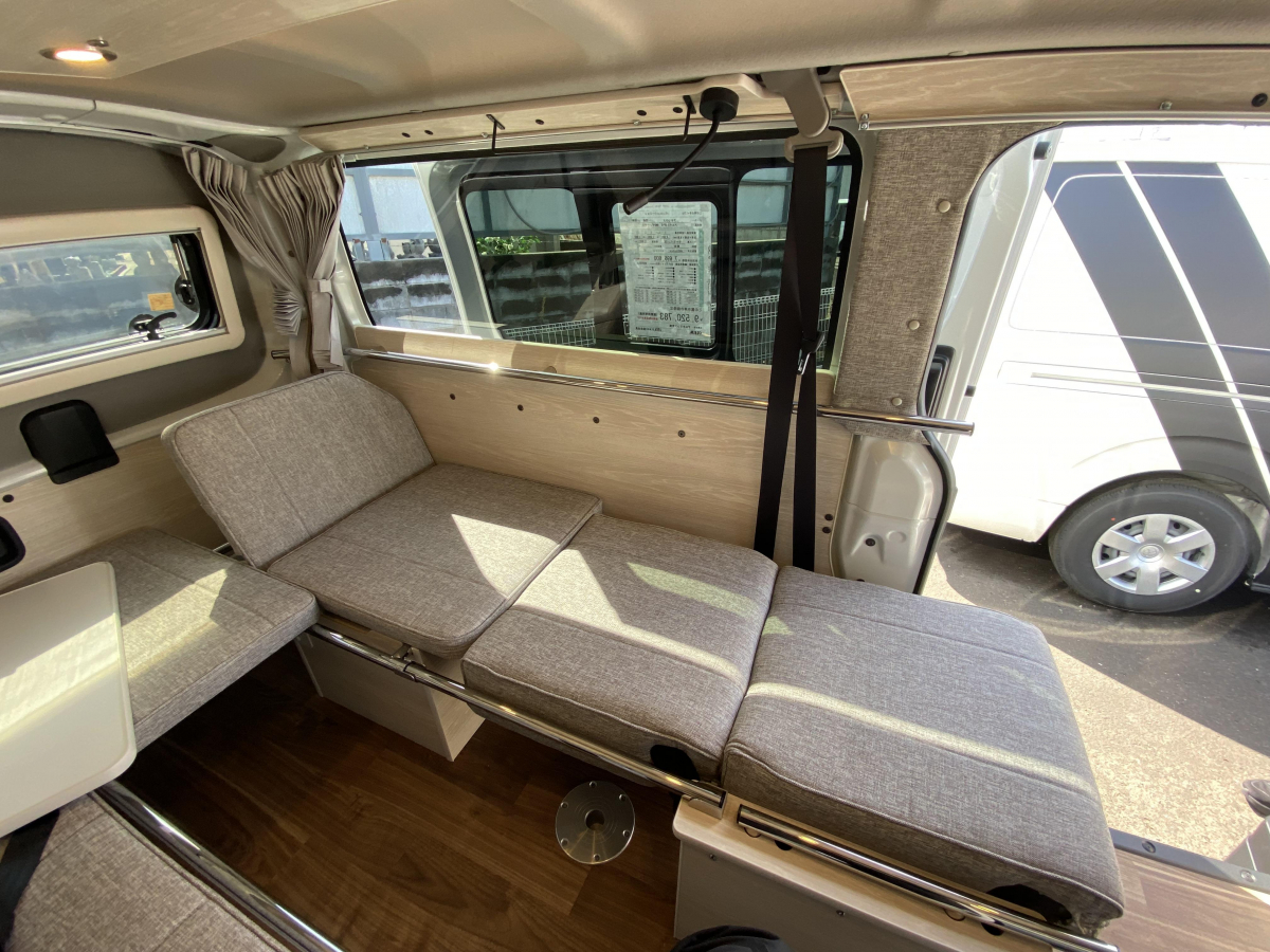 アネックス Arte3 EXCP+2 4WD 街乗りも旅もこなすキャンピングカー入庫!の画像
