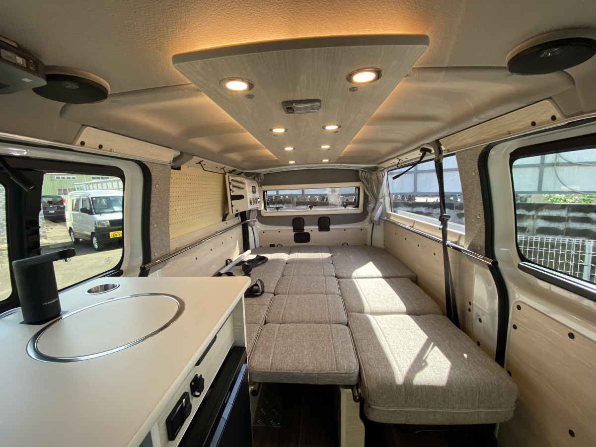 アネックス Arte3 EXCP+2 4WD 街乗りも旅もこなすキャンピングカー入庫!の画像