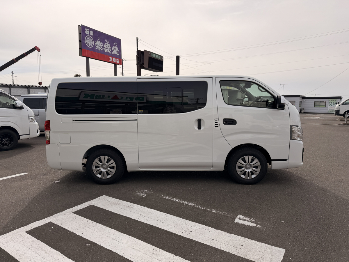 アネックス Arte3 EXCP+2 4WD 街乗りも旅もこなすキャンピングカー入庫!の画像