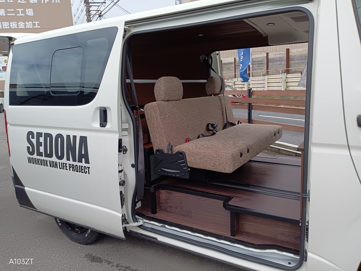 ワークヴォックス SEDONA typeⅢ 目を引くボディ☆の画像