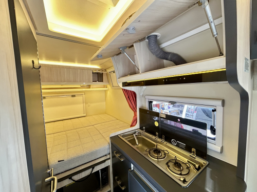  LIBERTY52SP 「家庭用エアコン標準装備。旅先でも快適なキャブコン」の他画像2枚目