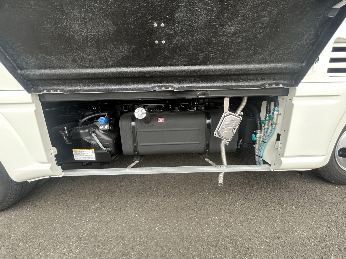 アネックス LIBERTY 52DB i_UltraPower4800 4WD　ディーゼルターボ　寒冷地仕様入庫!床暖房システム搭載、国内最高峰の断熱性能と居住性を備えたプレミアムキャブコン!の画像