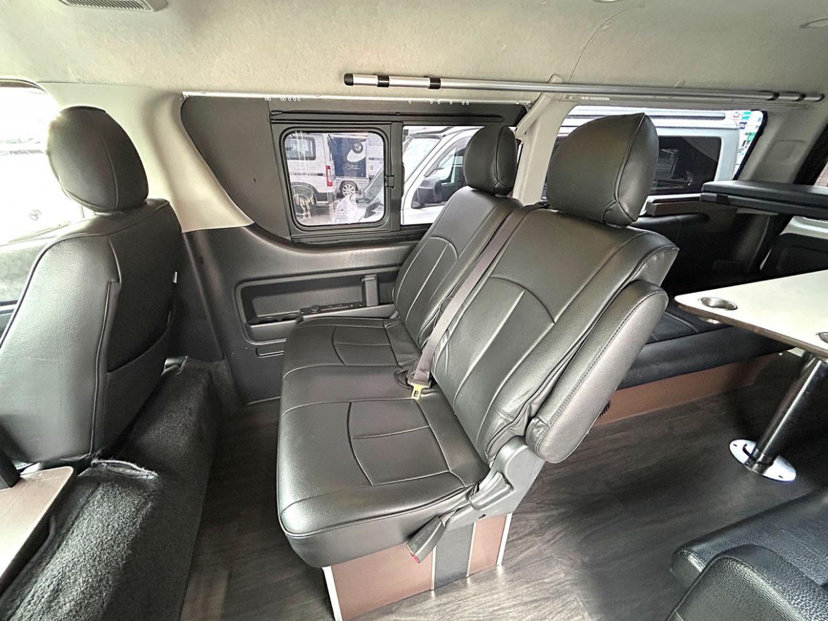  Tスタイル 普段使いから車中泊までマルチに使えるバンコンの画像
