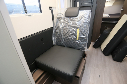 ADRIA MATRIX SUPREME 670 DC MATRIX SUPREME 670DCの他画像6枚目