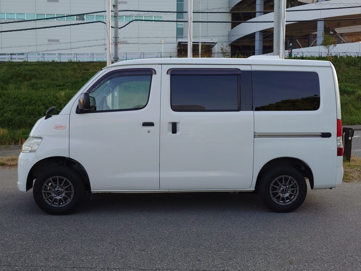 フロットモビール シュピーレン  平成28年式　シュピーレン　2WD　2人掛けバタフライシート仕様の画像