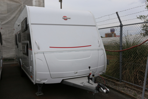 バーストナー averso plus 510 TK<br>ダイネットスペースが二か所にあるので  家族構成によって多種多様の使い方ができる